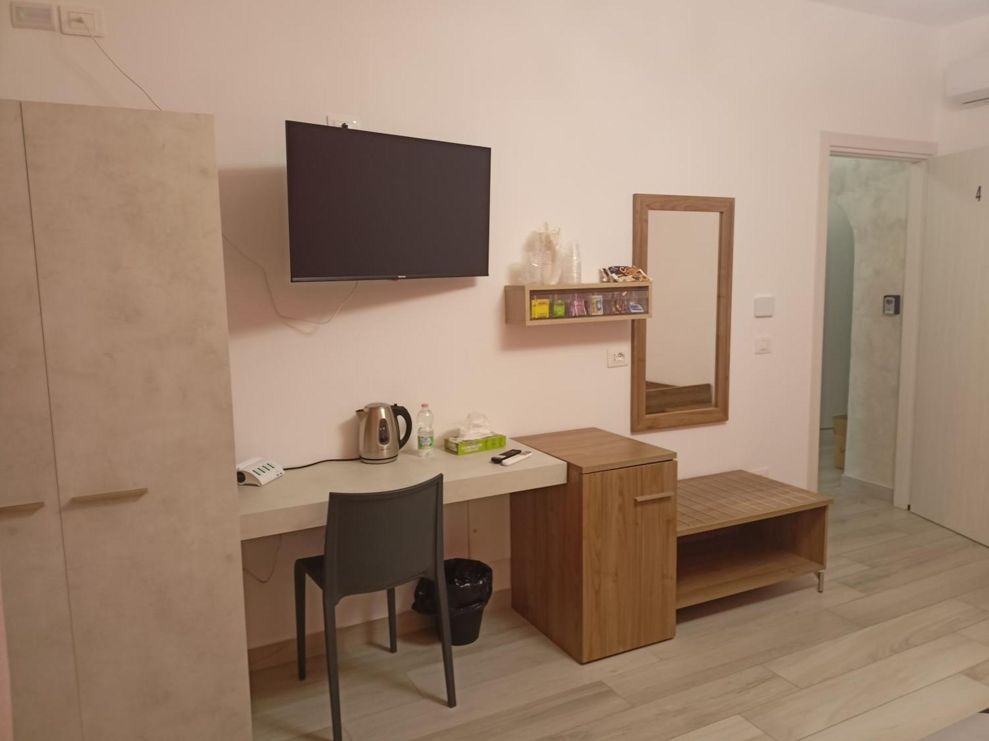 La Dea Rooms Ferrara Bagian luar foto